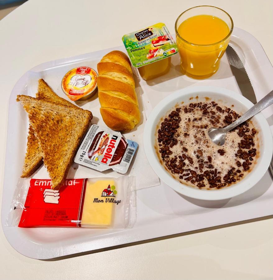 Premiere Classe St Quentin En Yvelines Elancourt Trappes Kültér fotó