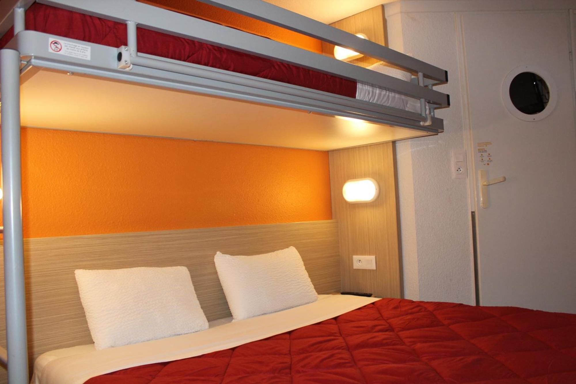 Premiere Classe St Quentin En Yvelines Elancourt Trappes Kültér fotó