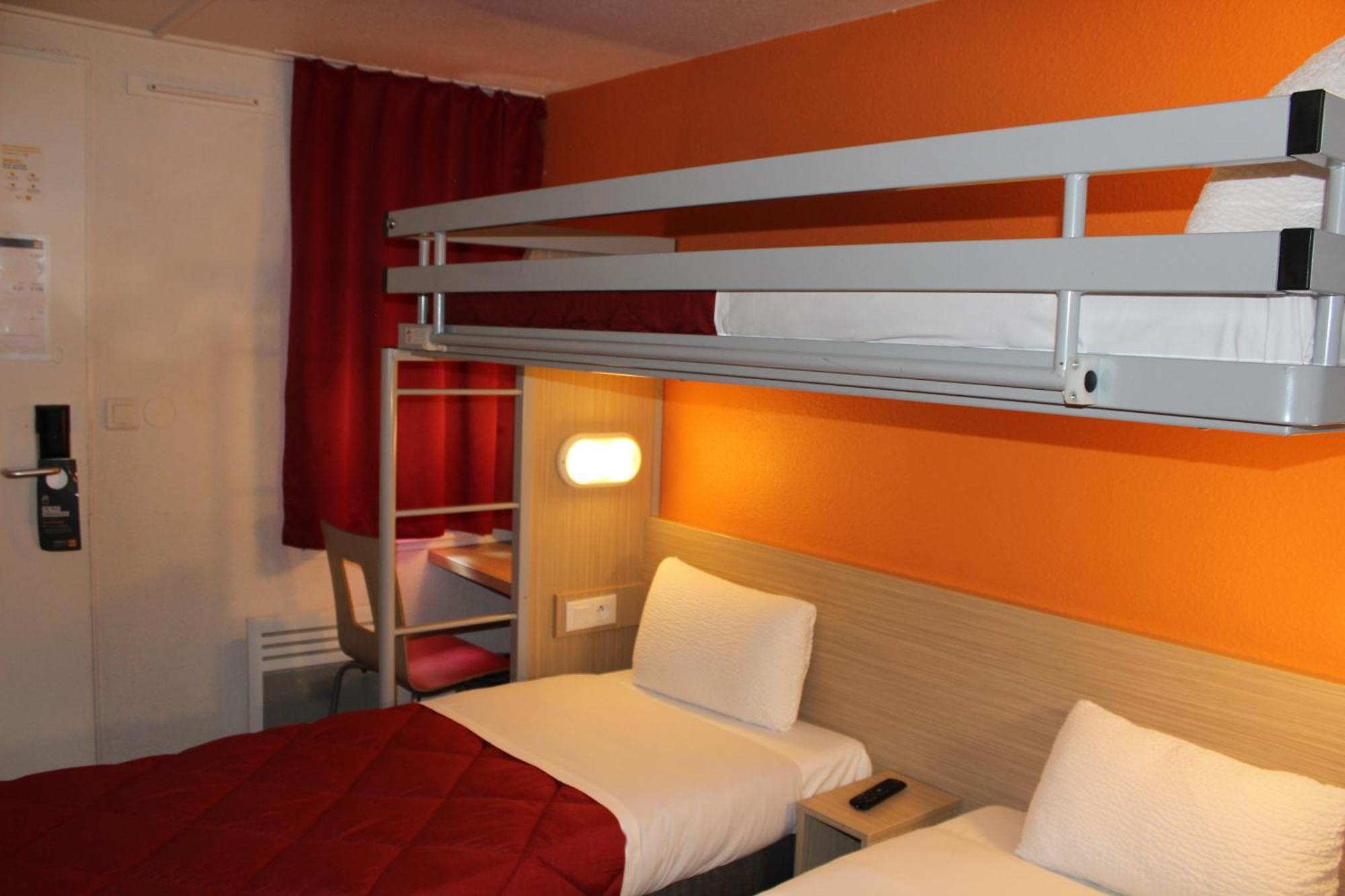 Premiere Classe St Quentin En Yvelines Elancourt Trappes Kültér fotó