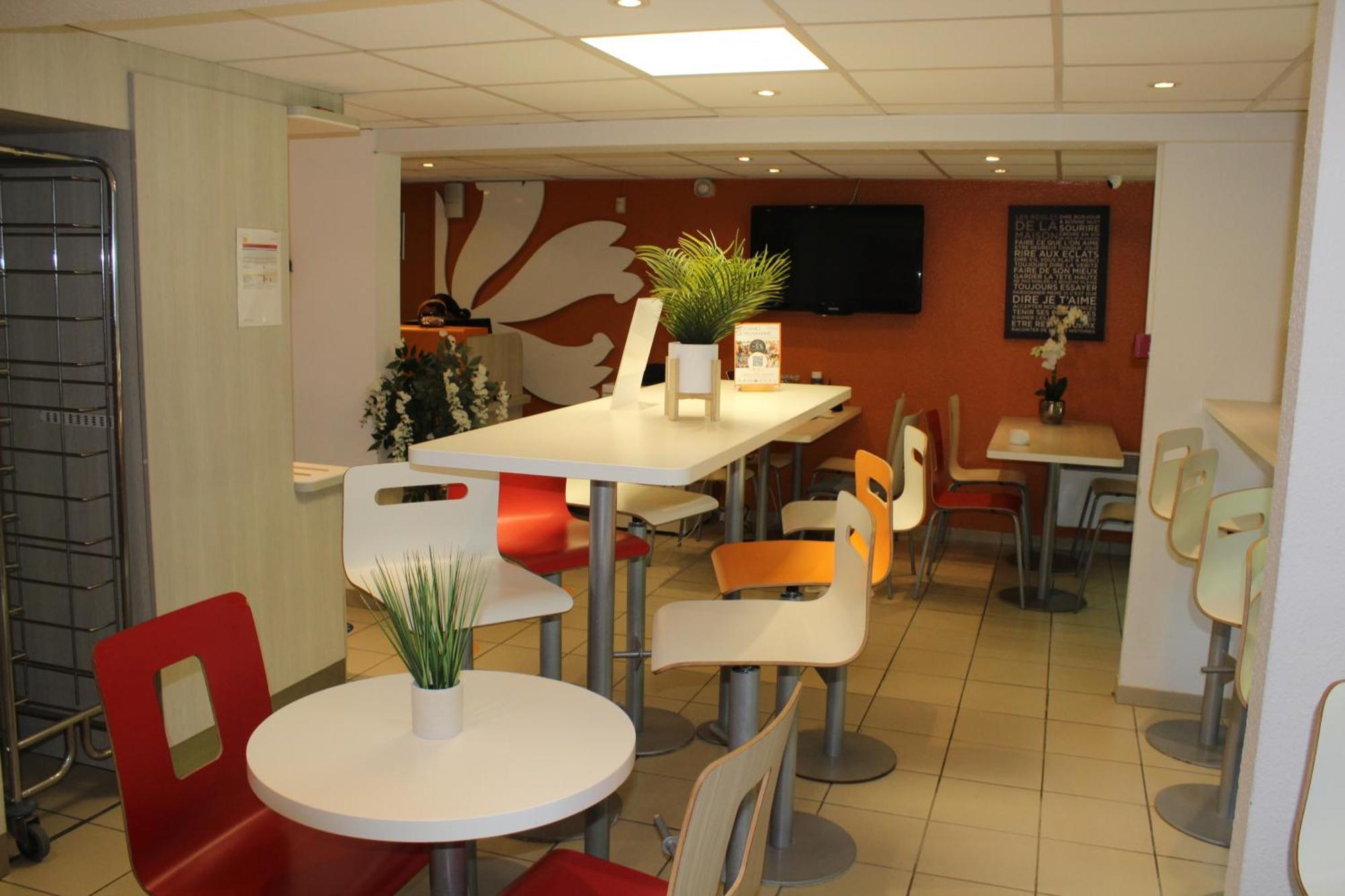Premiere Classe St Quentin En Yvelines Elancourt Trappes Kültér fotó